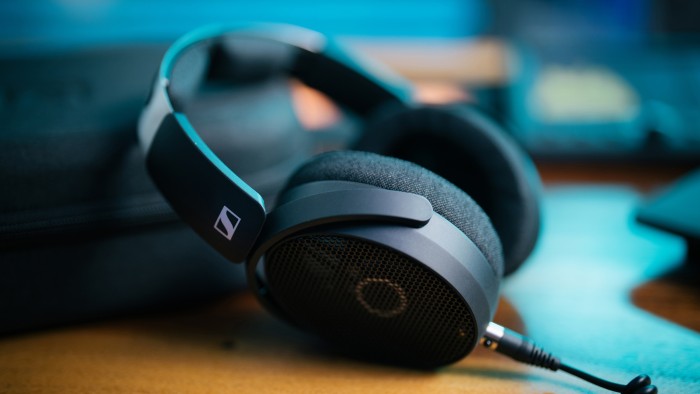 Sennheiser HD 490 PRO Professional Reference Open-Back Studio Headphones Sennheiser HD 490 PRO Professional Reference Open-Back Studio Headphones